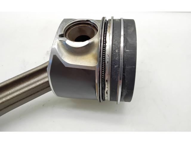  Поршень с шатуном  059AB  Audi A6 S6 C6 4F  