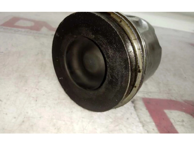 Píst 059AA Audi Q7 4L