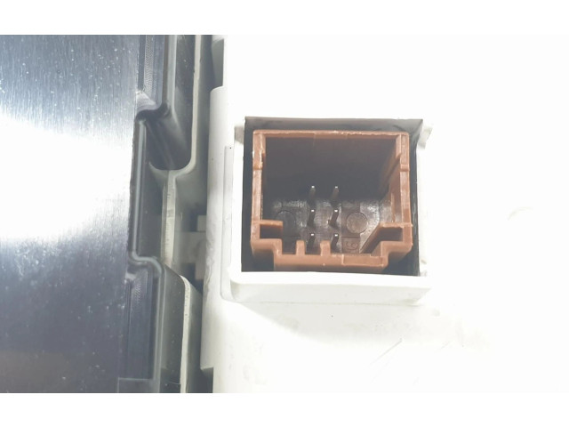 Панель приборов 9674982480, 9666626080   Peugeot 5008       