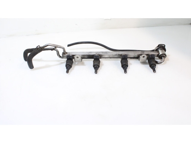 Vstřikovací lišta    Seat Toledo II (1M)     