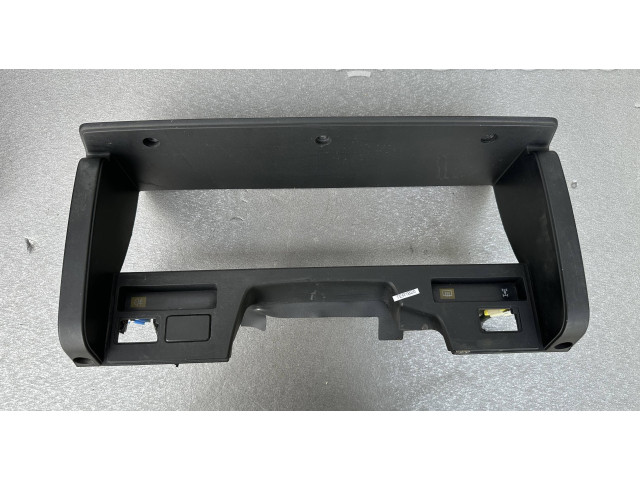 Přístrojová deska Nissan Terrano 1987 6824001G00