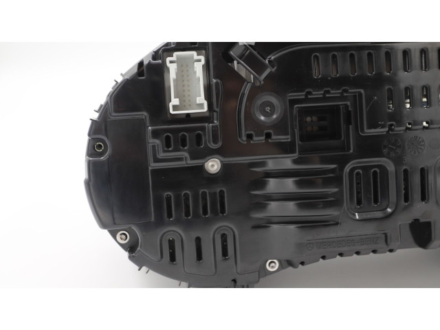 Přístrojová deska  Mercedes-Benz C W205 2016 A2059008729, A2059027514  