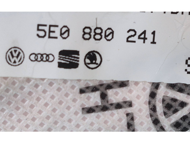 Подушка безопасности в сиденье 5E0880241   Skoda Octavia Mk3 (5E)