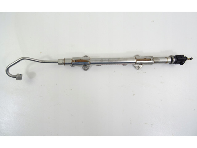 Топливная рампа 04E133320D   Audi A3 S3 8V  