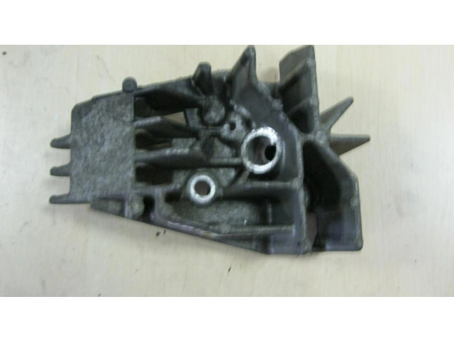 Кронштейн крепления двигателя