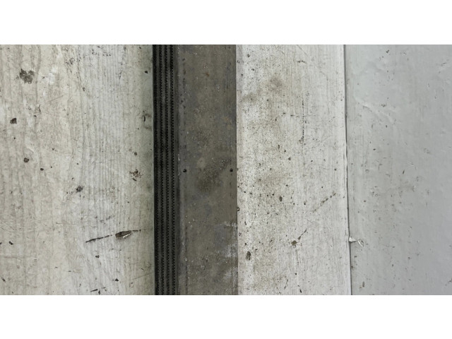 Интеркулер 0823856, 132002748 Ford Galaxy 1.9