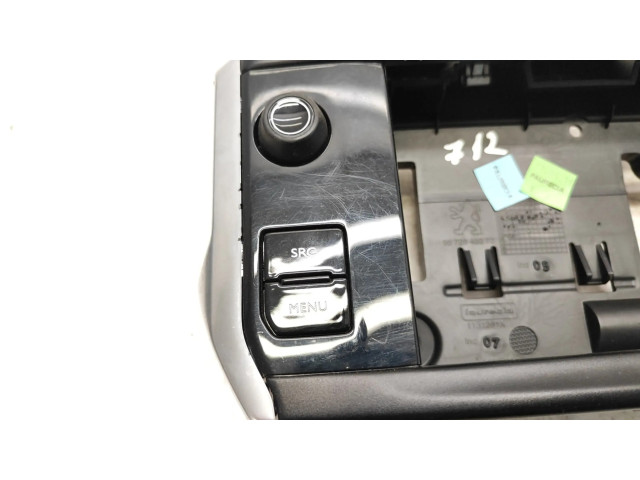 Дисплей    9672846077   Peugeot 2008 I