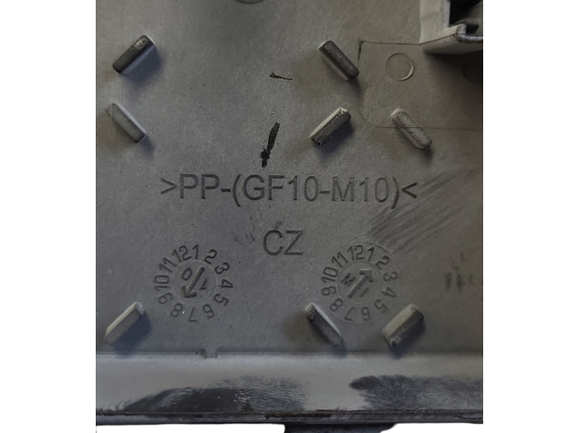 Pojistková skříňka AV6T14A067AB, AV6T14A076AB Ford C-MAX II 2011