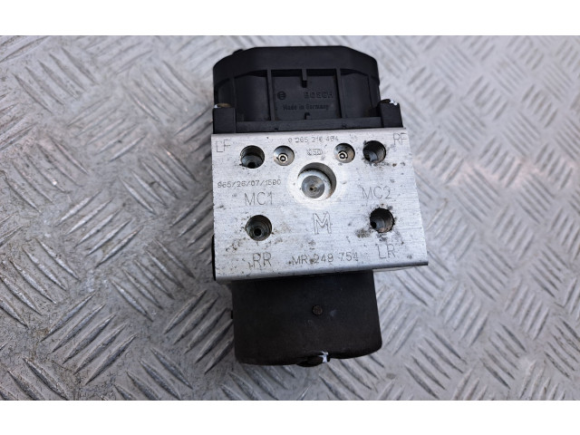 Блок АБС 0265216464, MR249754 Mitsubishi Carisma 1996 - 1999 года