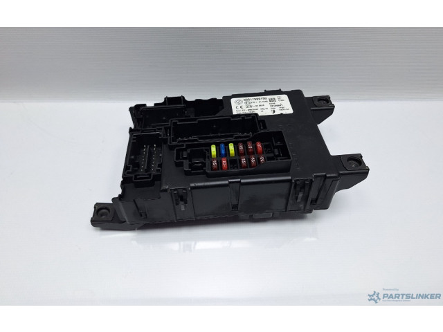 Блок предохранителей 00517986150 Fiat Grande Punto