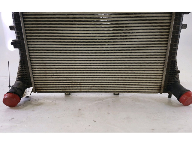Интеркулер 1K0145803CG, V0-9526A Volkswagen Golf VI