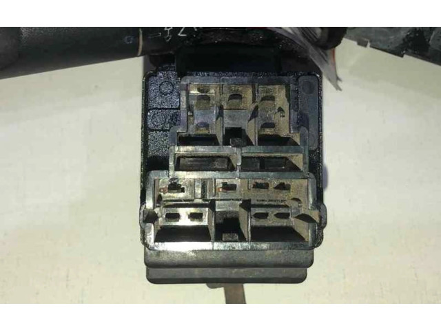 Ручка стеклоочистителей 33777004 Peugeot 306