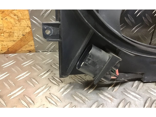 Вентилятор радиатора 1K0121205S Audi A3 S3 8P