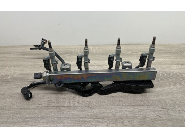 Vstřikovač 8212533220c, 2325025020 Toyota RAV 4 (XA50) XA25A