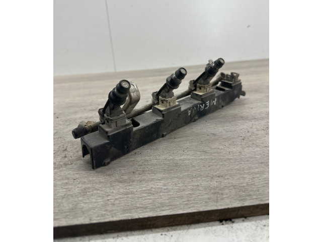 Топливная рампа 09133177A Opel Meriva A