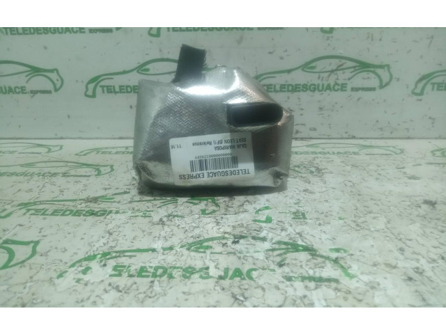 Дроссельная заслонка 04L131501M Seat Leon (5F)