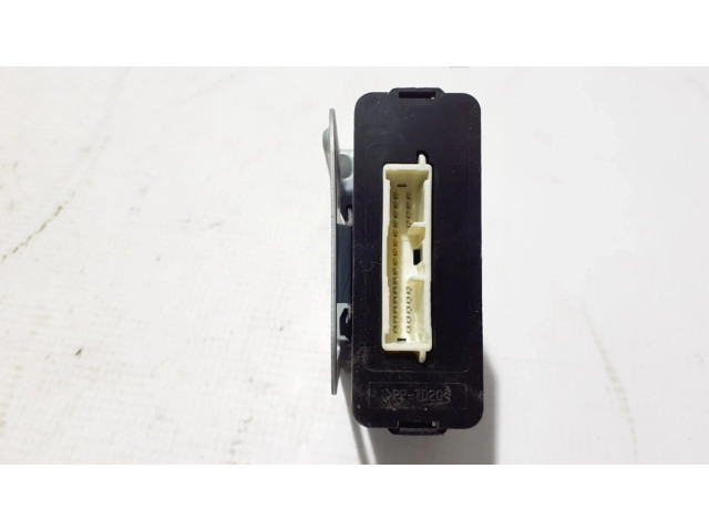 Блок управления 3560065031 Mazda CX-3