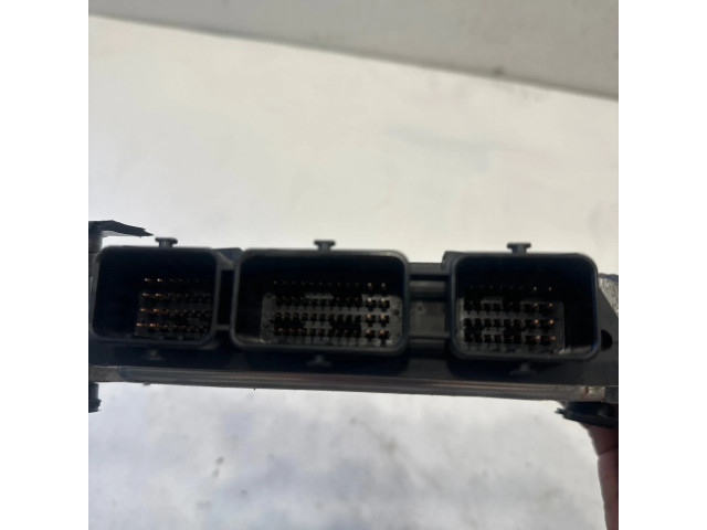 Řídící jednotka 9M5112A650BG, 0281015608 Ford Focus 2007