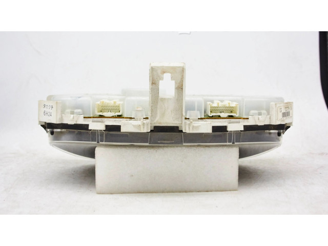 Přístrojová deska  Mazda 5 2007 cgcc79d  