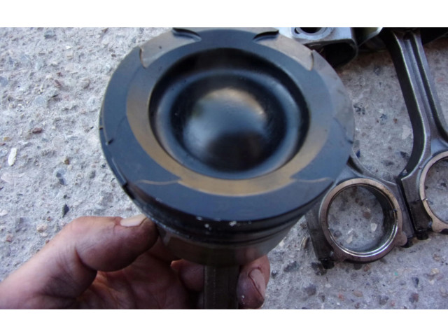  Поршень с шатуном    KIA Ceed  