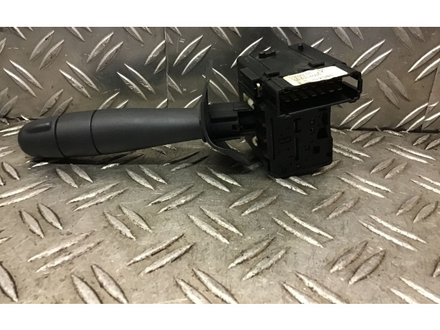 Переключатель дворников 8200792584 Dacia Sandero