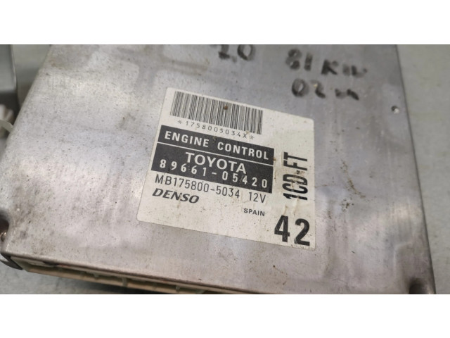 Řídící jednotka 8966105420   Toyota Avensis T220 2001