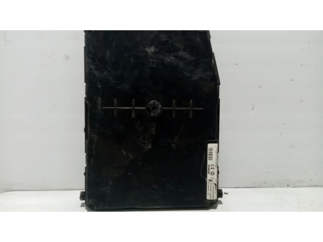 Pojistková skříňka Řídící jednotka BSM 8200309690 Renault Scenic RX 2004