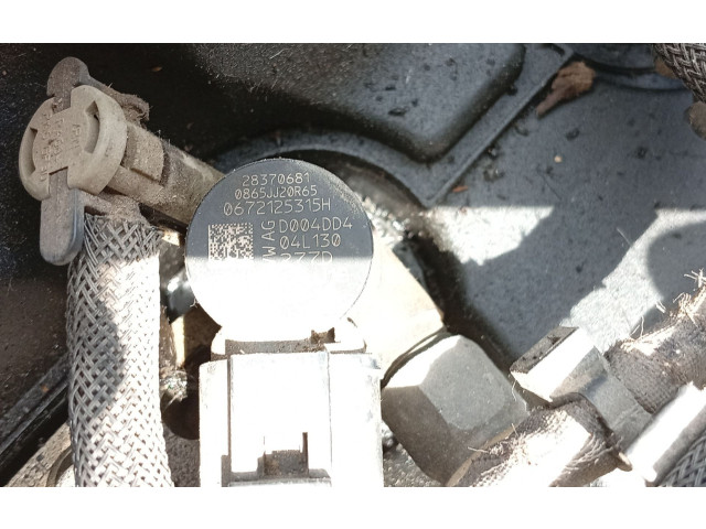 Форсунка 04E906031H, 28370681 Skoda Octavia Mk3 (5E) CRKB,CXXB,DBKA