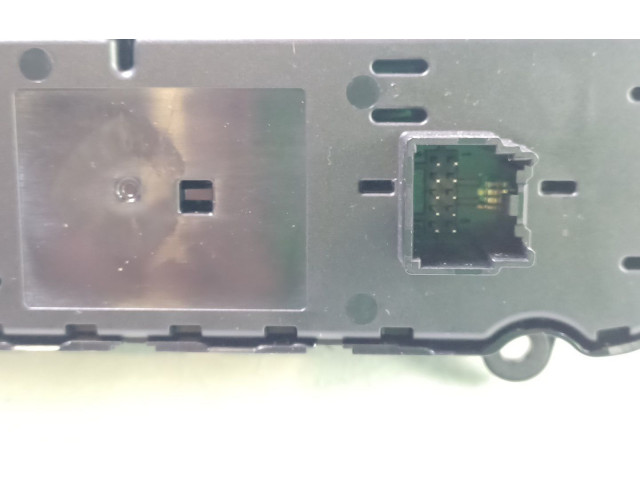 Блок управления климат-контролем GNWQB18A802 Ford Ranger