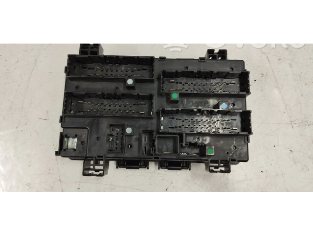 Блок предохранителей P68251627ab, 68251627ab Jeep Grand Cherokee