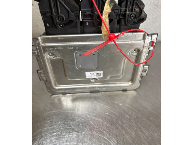 Блок подушек безопасности    Dacia Sandero II