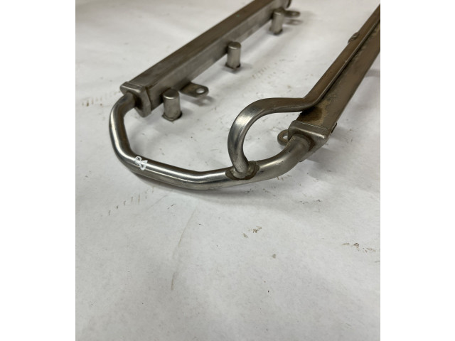 Топливная рампа BR3E9F797FA, BR3E9F797FA   Ford Mustang V  