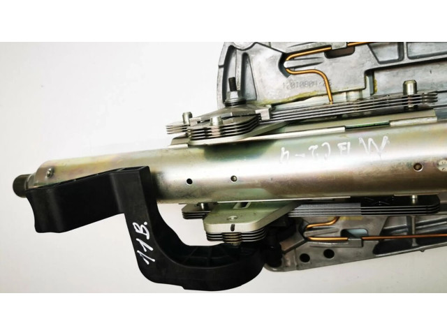    Рулевая рейка A2044601916, 204460220   Mercedes-Benz C W204 2007-2014 года