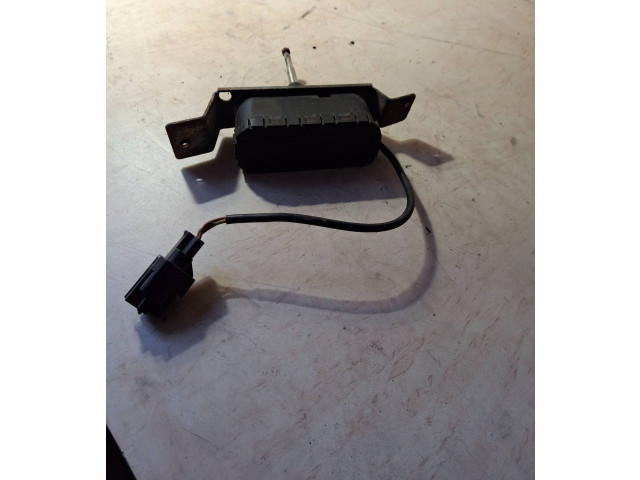 Моторчик стеклоочистителя 039020621 Volvo S60