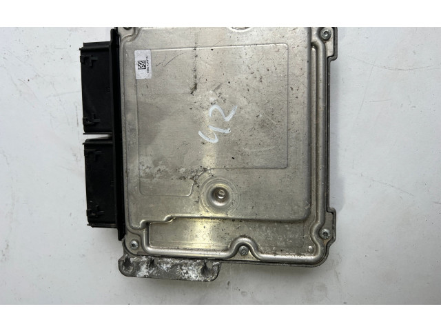 Řídící jednotka F1B1-12A650-BBA, 0281033041 F1B1-12A650-BBA F1F1-12B684-AD Ford Fiesta 2015