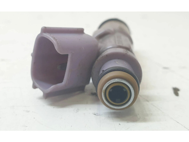 Форсунка 2325070120 Lexus IS 200-300 1GFE