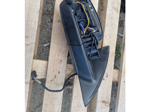 Зеркало электрическое        Skoda Rapid (NH)  2012 - 2019 года   