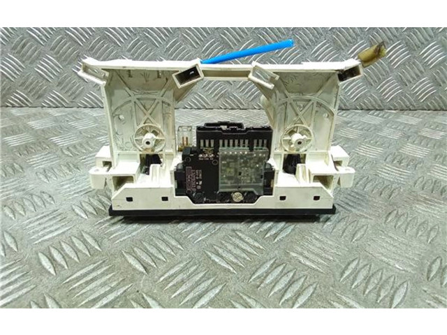 Блок управления климат-контролем MR398658 Mitsubishi Space Wagon