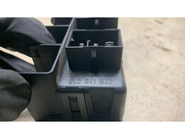   Pojistková skříňka 8L0941822, 896081000   Seat Toledo II (1M) 2002