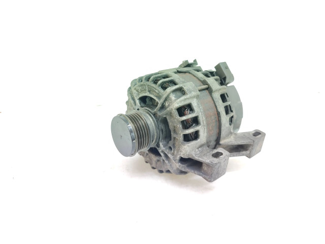 Генератор 30659131, 0125811005   Volvo V60      