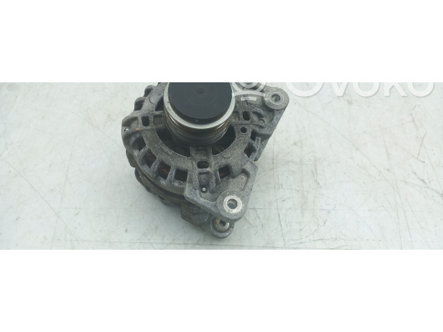 Генератор 231003730R Dacia Sandero