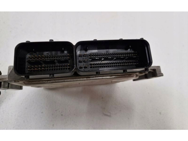 Блок управления двигателя 55255373   Fiat 500L