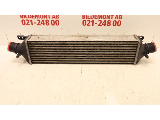 Интеркулер 50514486 Alfa Romeo Giulietta