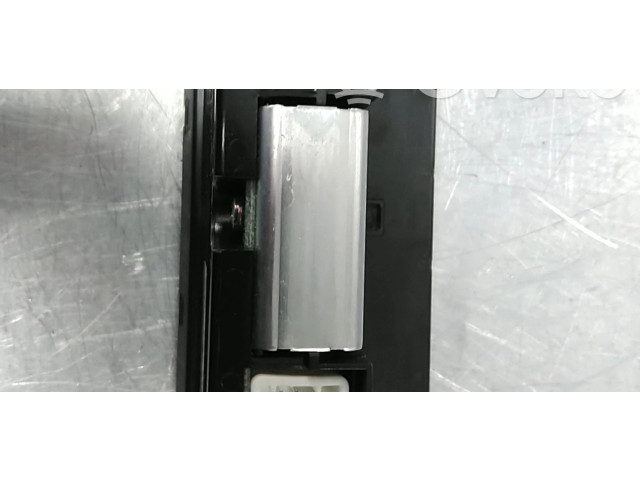 Дисплей    30737809, 36001467   Volvo V50