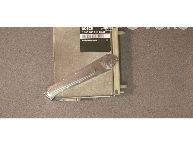 Блок управления двигателя    Volvo 940