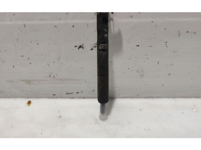 Vstřikovač 338014X500 KIA Carnival J3