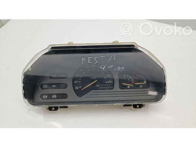 Přístrojová deska Ford Fiesta 1990 89FB10K843AB
