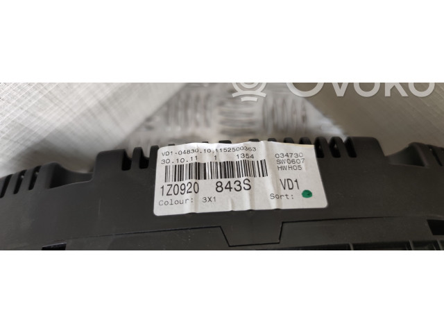 Панель приборов 1Z0920843S Skoda Octavia Mk2 (1Z)