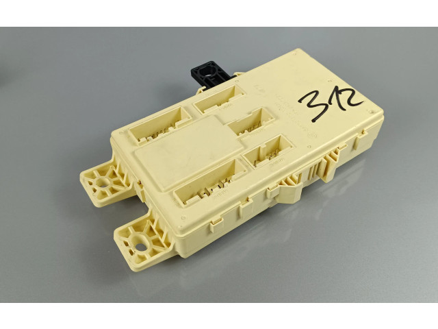 Блок предохранителей 8219036330 SsangYong Rexton