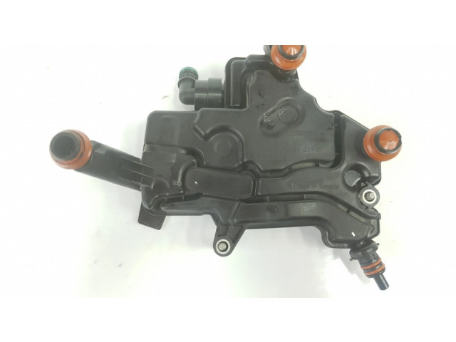 Другая деталь двигателя